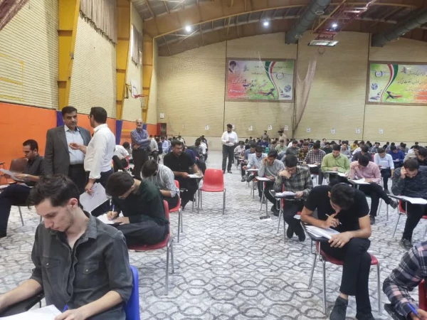 شروع آزمونهای پایان نیمسال دوم تحصیلی در پردیس ها و مراکز دانشگاه فرهنگیان استان اصفهان و بازدید سرپرست دانشگاه از حوزه ها 10