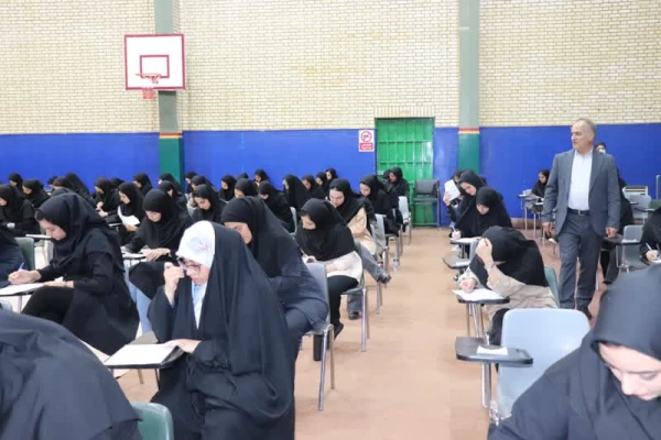 شروع آزمونهای پایان نیمسال دوم تحصیلی در پردیس ها و مراکز دانشگاه فرهنگیان استان اصفهان و بازدید سرپرست دانشگاه از حوزه ها 25