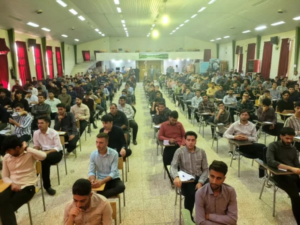 شروع آزمونهای پایان نیمسال دوم تحصیلی در پردیس ها و مراکز دانشگاه فرهنگیان استان اصفهان و بازدید سرپرست دانشگاه از حوزه ها 37