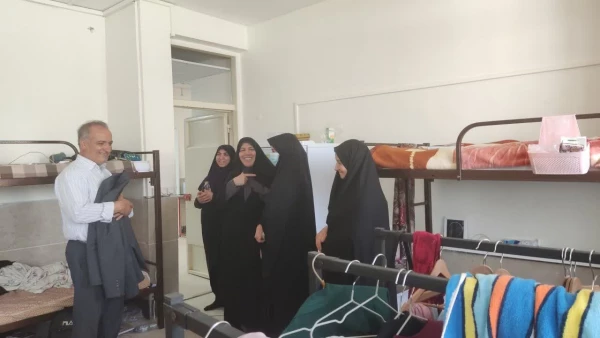 بازدید سرپرست دانشگاه فرهنگیان استان از سراهای دانشجویی همزمان با حضور دانشجویان جهت شروع آزمونها 2