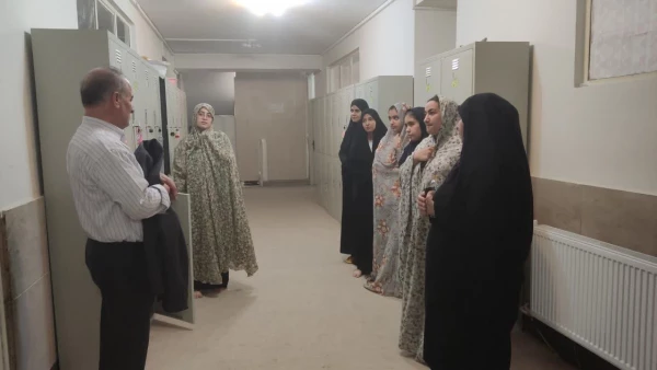 بازدید سرپرست دانشگاه فرهنگیان استان از سراهای دانشجویی همزمان با حضور دانشجویان جهت شروع آزمونها 3