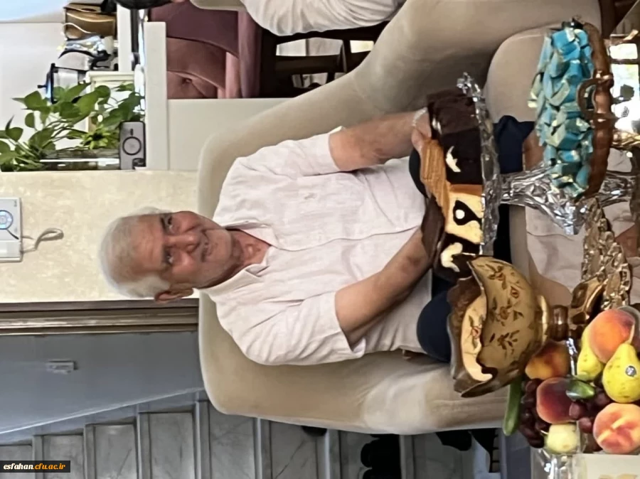 عیادت سرپرست دانشگاه فرهنگیان استان اصفهان و جمع همراه از ریاست سابق پردیس شهید باهنر اصفهان 2