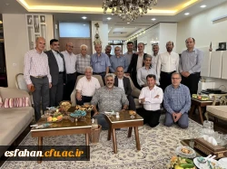 عیادت سرپرست دانشگاه فرهنگیان استان اصفهان و جمع همراه از ریاست سابق پردیس شهید باهنر اصفهان 4