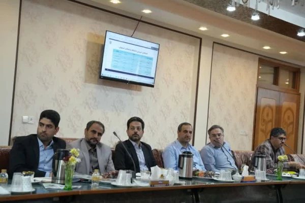 برگزاری نشست روسا و نمایندگان دانشگاه های استان اصفهان با معاون سیاسی و اجتماعی استانداری اصفهان به میزانی دانشگاه فرهنگیان  6