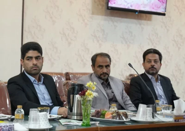 برگزاری نشست روسا و نمایندگان دانشگاه های استان اصفهان با معاون سیاسی و اجتماعی استانداری اصفهان به میزانی دانشگاه فرهنگیان  8