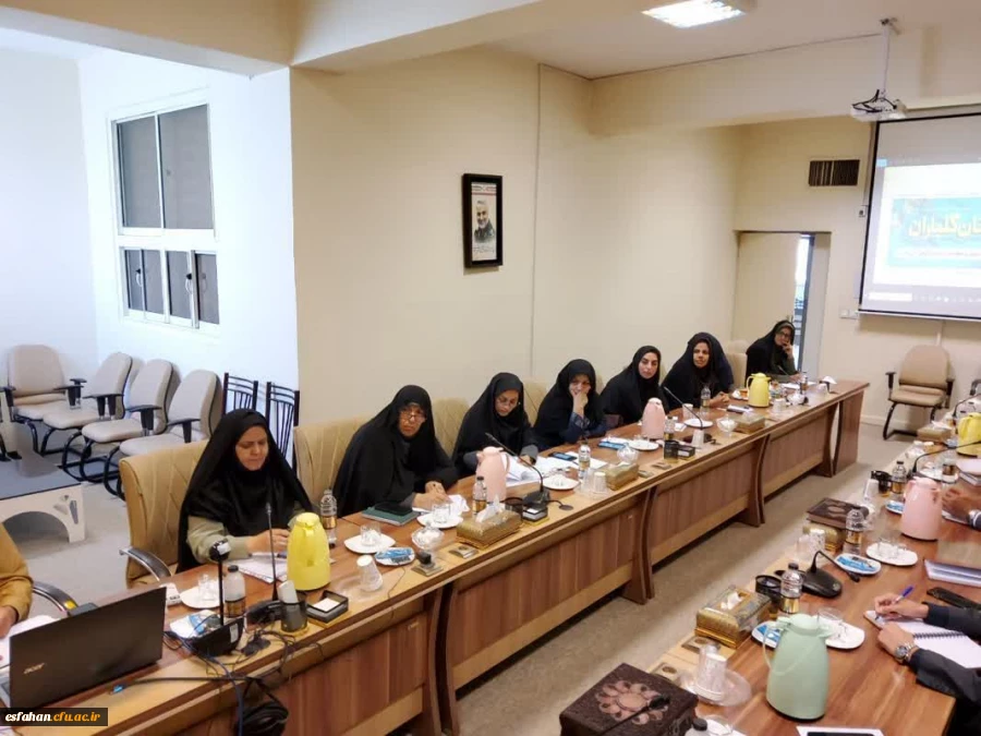 برگزاری آزمون اصلح سالانه مهارت آموزان ماده 28 در دانشگاه فرهنگیان استان اصفهان با حضور بیش از ۶۴۰۰ داوطلب 26