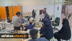 برگزاری دوره آموزشی «آشنایی باآزمایش های فیزیک نور و فیزیک مدرن» 3