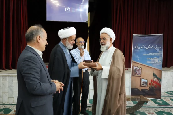 برگزاری آیین گرامیداشت هفته دفاع مقدس در جوار مزار شهدای گمنام پردیس شهید باهنر  4