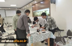 ادامه فرایند ثبت نام ورودی های جدید در پردیس ها و مراکز دانشگاه فرهنگیان استان اصفهان 5