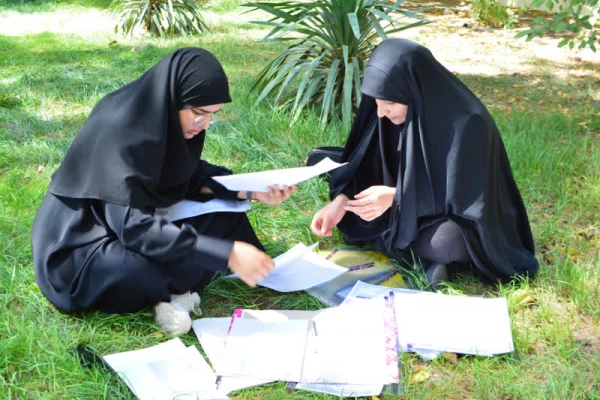 ادامه فرایند ثبت نام ورودی های جدید در پردیس ها و مراکز دانشگاه فرهنگیان استان اصفهان 23