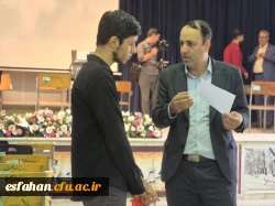 ادامه فرایند ثبت نام ورودی های جدید در پردیس ها و مراکز دانشگاه فرهنگیان استان اصفهان 27