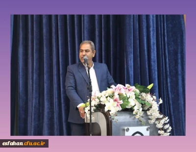 رمضان رحیمی، نماینده مردم فلاورجان در مجلس شورای اسلامی و عضو هیئت امنای دانشگاه فرهنگیان، در  نشست اعضای خانواده دانشگاه فرهنگیان اصفهان

 «مجلس و به ویژه کمیسیون های مرتبط، همواره نسبت به مسائل دانشگاه فرهنگیان دغدغه مندی و حساسیت ویژه دارند.»