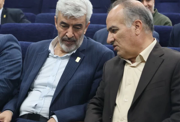 برگزاری نشست پرسش و پاسخ اساتید و کارکنان دانشگاه فرهنگیان استان اصفهان با رجبعلی برزویی رئیس دانشگاه فرهنگیان
 10