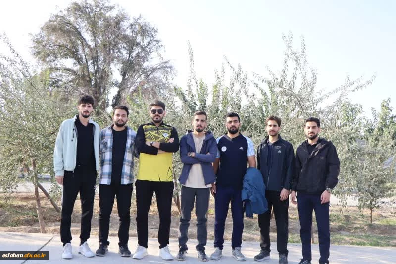 پیاده روی به مناسبت هفته تربیت بدنی  با حضور سرپرست دانشگاه فرهنگیان استان اصفهان، همکاران مدیریت استان، اساتید، دانشجومعلمان و همکاران پردیس ها و مراکز دانشگاه فرهنگیان استان اصفهان 18