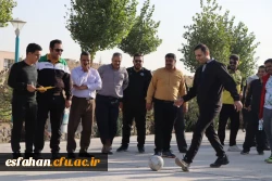 پیاده روی به مناسبت هفته تربیت بدنی  با حضور سرپرست دانشگاه فرهنگیان استان اصفهان، همکاران مدیریت استان، اساتید، دانشجومعلمان و همکاران پردیس ها و مراکز دانشگاه فرهنگیان استان اصفهان 19