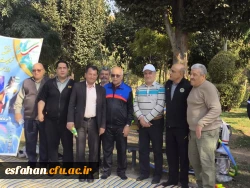 پیاده روی به مناسبت هفته تربیت بدنی  با حضور سرپرست دانشگاه فرهنگیان استان اصفهان، همکاران مدیریت استان، اساتید، دانشجومعلمان و همکاران پردیس ها و مراکز دانشگاه فرهنگیان استان اصفهان 13