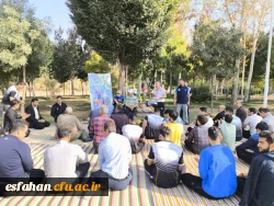 پیاده روی به مناسبت هفته تربیت بدنی  با حضور سرپرست دانشگاه فرهنگیان استان اصفهان، همکاران مدیریت استان، اساتید، دانشجومعلمان و همکاران پردیس ها و مراکز دانشگاه فرهنگیان استان اصفهان 4