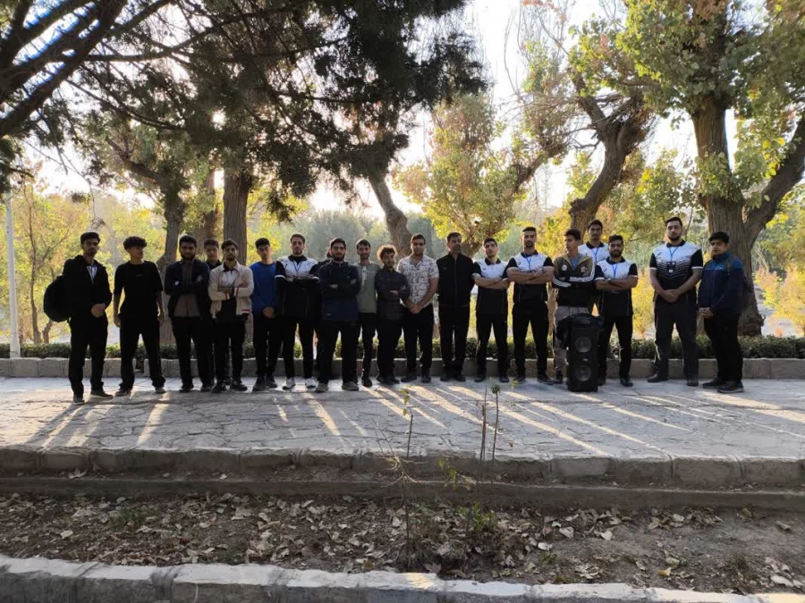 پیاده روی به مناسبت هفته تربیت بدنی  با حضور سرپرست دانشگاه فرهنگیان استان اصفهان، همکاران مدیریت استان، اساتید، دانشجومعلمان و همکاران پردیس ها و مراکز دانشگاه فرهنگیان استان اصفهان 19