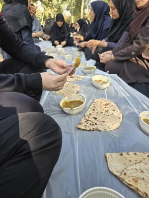 پیاده روی به مناسبت هفته تربیت بدنی  با حضور سرپرست دانشگاه فرهنگیان استان اصفهان، همکاران مدیریت استان، اساتید، دانشجومعلمان و همکاران پردیس ها و مراکز دانشگاه فرهنگیان استان اصفهان 31