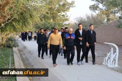 پیاده روی به مناسبت هفته تربیت بدنی  با حضور سرپرست دانشگاه فرهنگیان استان اصفهان، همکاران مدیریت استان، اساتید، دانشجومعلمان و همکاران پردیس ها و مراکز دانشگاه فرهنگیان استان اصفهان 36