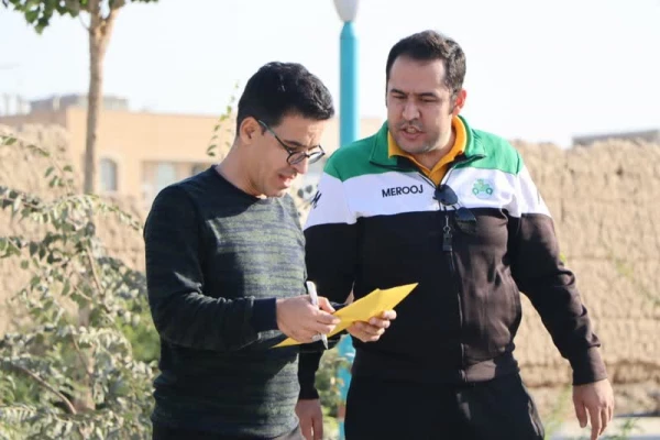 پیاده روی به مناسبت هفته تربیت بدنی  با حضور سرپرست دانشگاه فرهنگیان استان اصفهان، همکاران مدیریت استان، اساتید، دانشجومعلمان و همکاران پردیس ها و مراکز دانشگاه فرهنگیان استان اصفهان 40