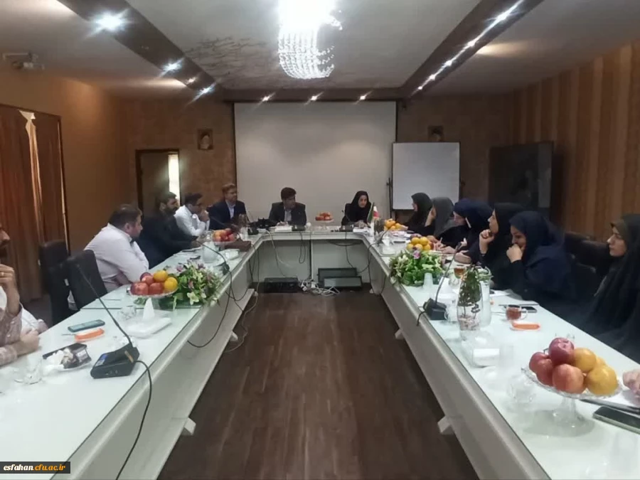 برگزاری جلسه شورای آموزش دانشگاه فرهنگیان استان 2