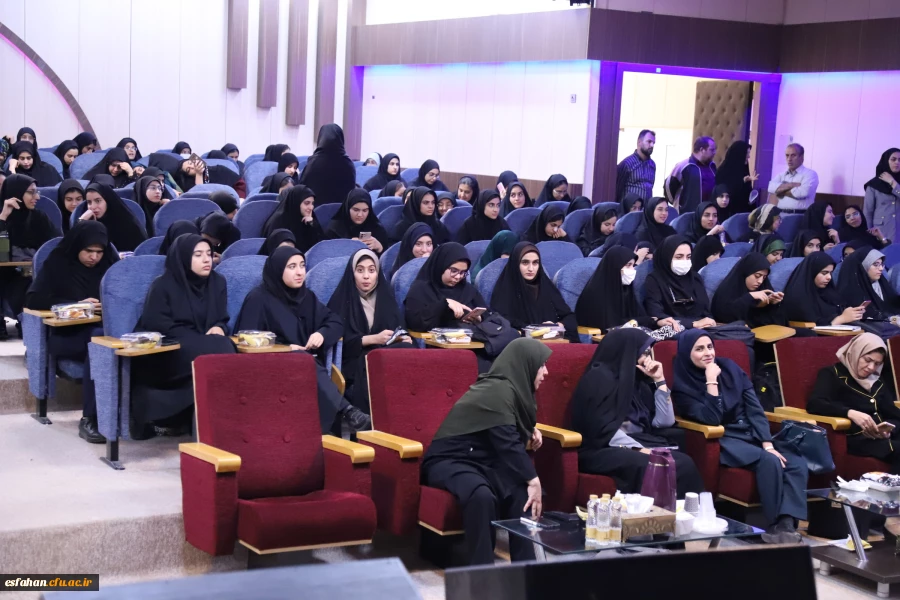 آیین استقبال از نودانشجومعلمان دانشگاه فرهنگیان اصفهان همزمان با سراسر کشور  8