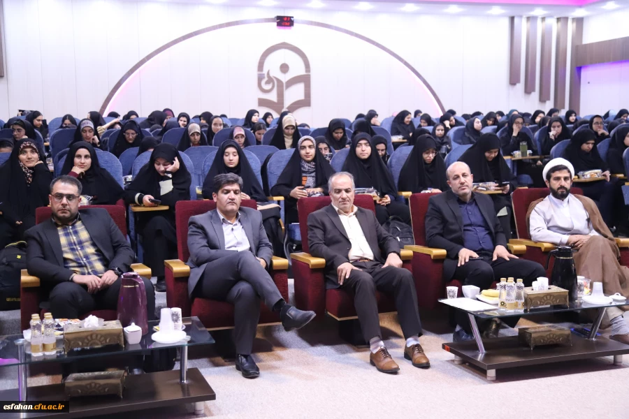 آیین استقبال از نودانشجومعلمان دانشگاه فرهنگیان اصفهان همزمان با سراسر کشور  14