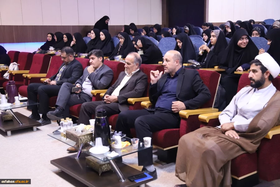 آیین استقبال از نودانشجومعلمان دانشگاه فرهنگیان اصفهان همزمان با سراسر کشور  2