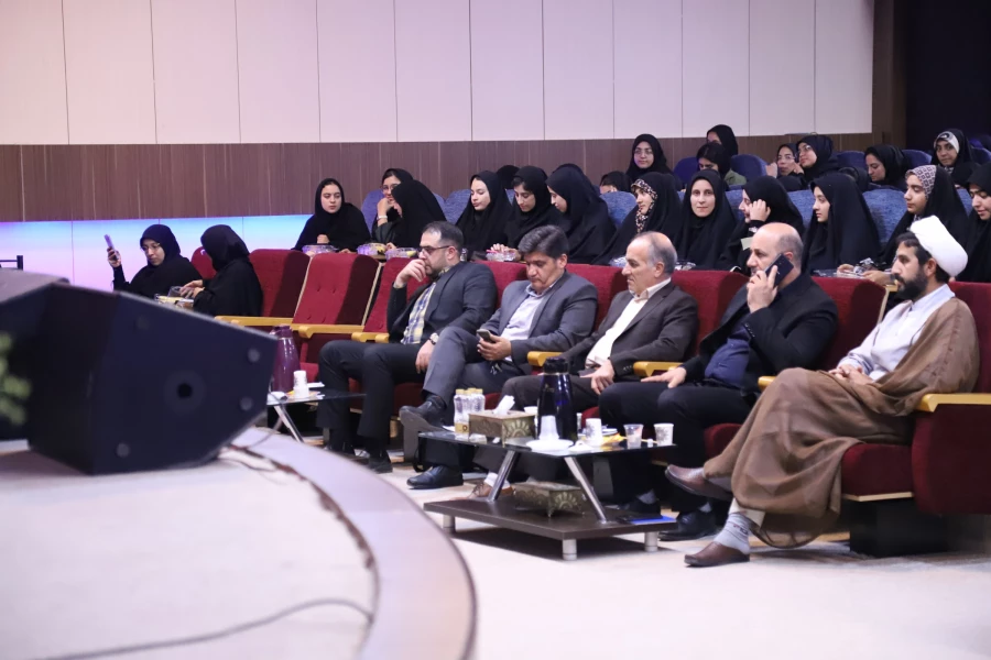 آیین استقبال از نودانشجومعلمان دانشگاه فرهنگیان اصفهان همزمان با سراسر کشور  15