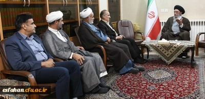 به گزارش کیمیای وطن

آیت الله سیدیوسف طباطبایی نژاد در دیدار با رئیس و معاونین دانشگاه فرهنگیان استان اصفهان بر نقش بی بدیل معلمان در هدایت جامعه به سوی تمدن اسلامی تأکید کرد. 