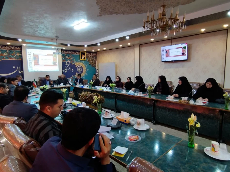 برگزاری  جلسه ستاد شاهد و ایثار دانشگاه فرهنگیان استان اصفهان  3