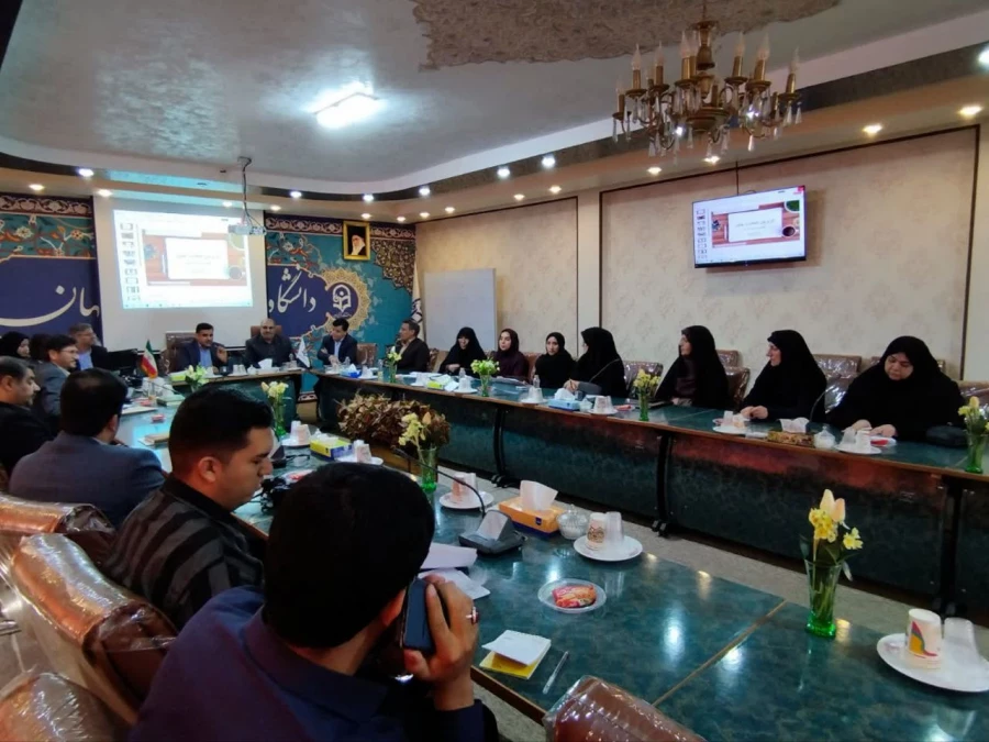 برگزاری  جلسه ستاد شاهد و ایثار دانشگاه فرهنگیان استان اصفهان  7