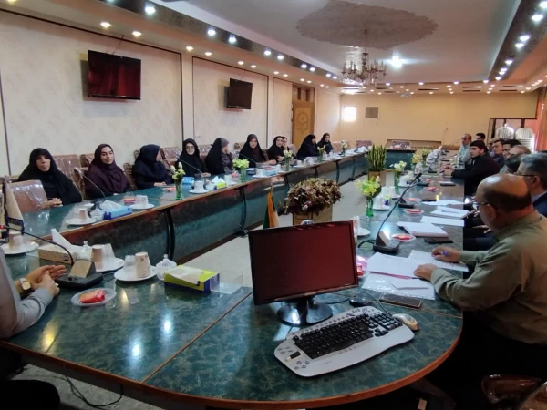 اولین جلسه شورای دانشجویی دانشگاه فرهنگیان استان اصفهان سال تحصیلی ۱۴۰۵-۱۴۰۴
 4