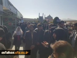 فریاد استکبارستیزی دانشجومعلمان دانشگاه فرهنگیان استان اصفهان همزمان با برگزاری این مراسم در ایران اسلامی ۱۳ آبان ۱۴۰۴ 8