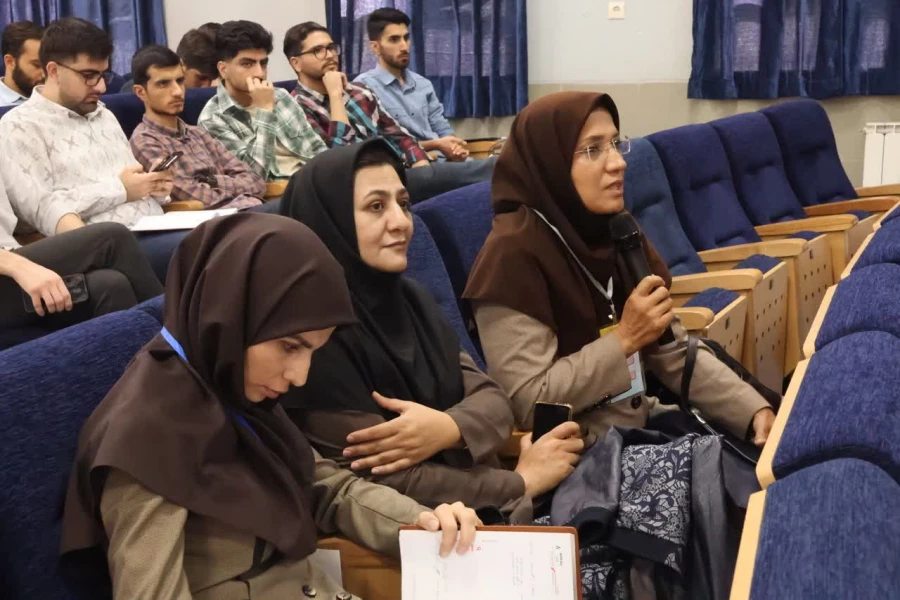 برگزاری هفتمین همایش ملی آموزش شیمی 7