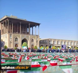 حضور سرپرست دانشگاه فرهنگیان استان در جمع پرشور دانشجومعلمان در راهپیمایی ۱۳ آبان ۱۴۰۴ 4