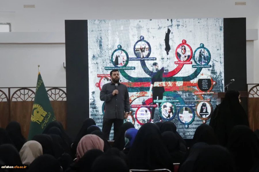 گزارشی از حضور و مشارکت فعال دبیران تشکل های دانشجویی و مدیرمسئولان نشریات دانشجویی دانشگاه فرهنگیان استان اصفهان در دهمین گردهمایی تشکل های دانشجویی 15