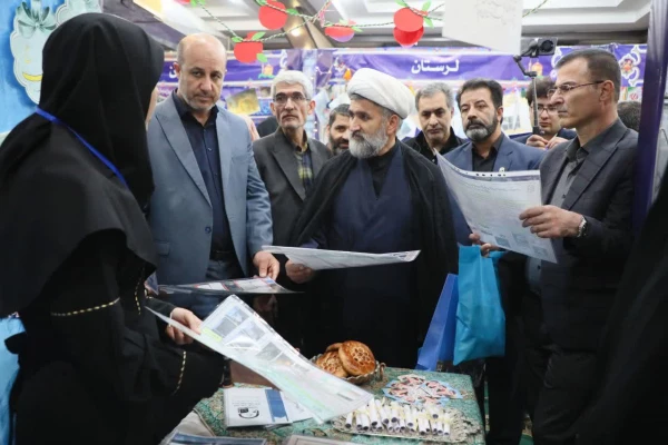 گزارشی از حضور و مشارکت فعال دبیران تشکل های دانشجویی و مدیرمسئولان نشریات دانشجویی دانشگاه فرهنگیان استان اصفهان در دهمین گردهمایی تشکل های دانشجویی 4