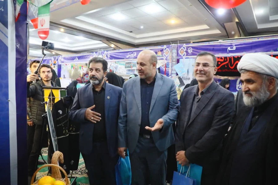 گزارشی از حضور و مشارکت فعال دبیران تشکل های دانشجویی و مدیرمسئولان نشریات دانشجویی دانشگاه فرهنگیان استان اصفهان در دهمین گردهمایی تشکل های دانشجویی 6