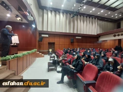 گزارشی از حضور و مشارکت فعال دبیران تشکل های دانشجویی و مدیرمسئولان نشریات دانشجویی دانشگاه فرهنگیان استان اصفهان در دهمین گردهمایی تشکل های دانشجویی 16