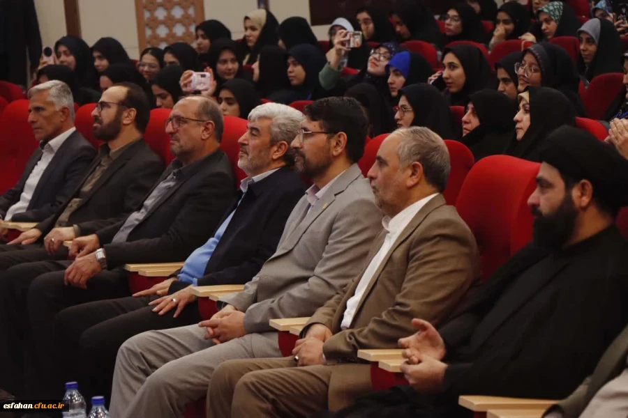 درخشش دانشجو معلمان دانشگاه فرهنگیان استان اصفهان در دهمین گردهمایی تشکل های دانشجویی (جشنواره های حرکت، رویش، رسش قلم) 7