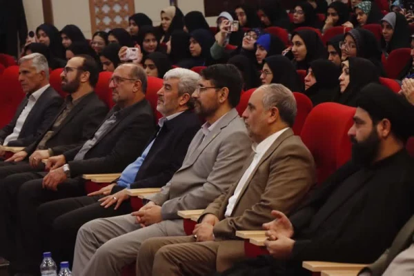 درخشش دانشجو معلمان دانشگاه فرهنگیان استان اصفهان در دهمین گردهمایی تشکل های دانشجویی (جشنواره های حرکت، رویش، رسش قلم) 3