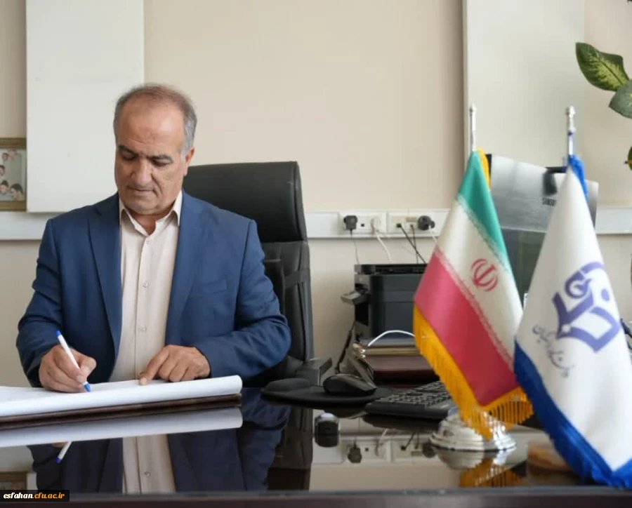 رییس دانشگاه فرهنگیان با صدور پیامی، کسب مقام های برتر توسط دانشجویان و اساتید این دانشگاه در جشنواره تدریس را تبریک گفت و از دانشجویان، اساتید و کارکنان دست اندرکار این موفقیت تقدیر کرد. 2