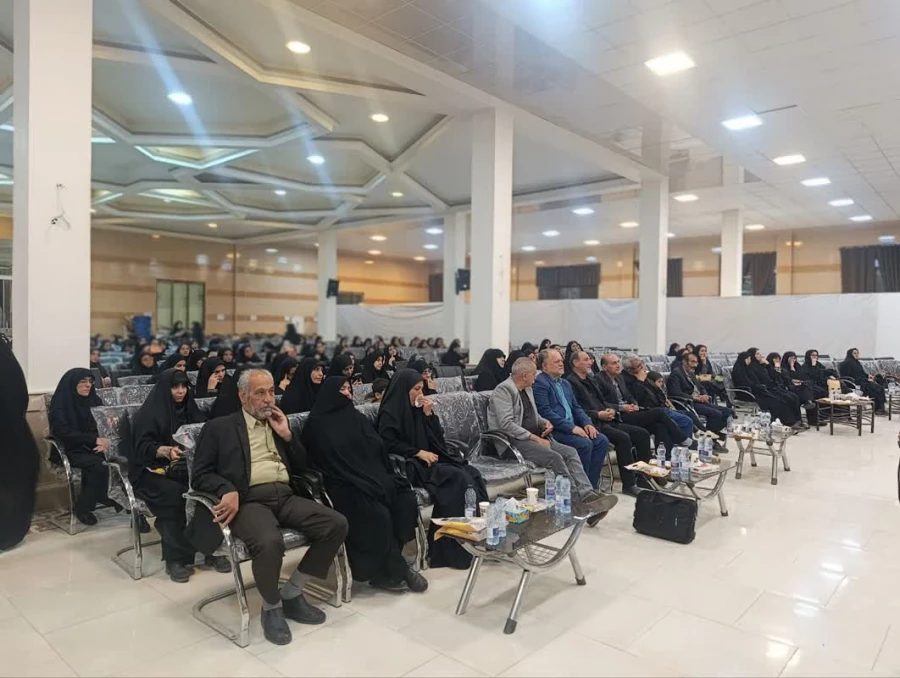 برپایی یادواره شهدای جنگ تحمیلی مقاومت در دانشگاه فرهنگیان مرکز امام خمینی(ره) کاشان  3