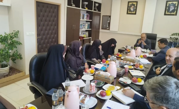 نشست هیأت رئیسه دانشگاه فرهنگیان استان اصفهان با تأکید بر هم افزایی، برنامه ریزی و تقویت تعاملات درون سازمانی برگزار شد
 4