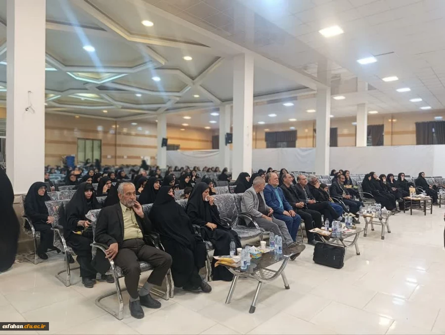 برپایی یادواره شهدای جنگ تحمیلی مقاومت در دانشگاه فرهنگیان مرکز امام خمینی(ره) کاشان  3