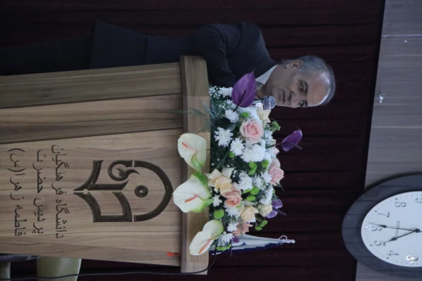 تقدیر از بازنشستگان دانشگاه فرهنگیان استان اصفهان و برگزاری انتخابات اعضای صندوق کانون بازنشستگان در پردیس فاطمه الزهرا(س)
 4