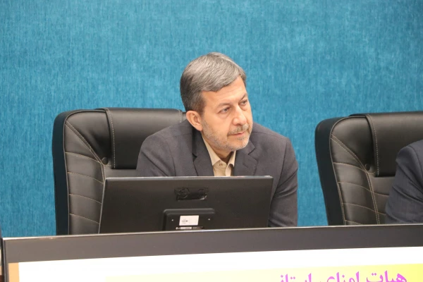 برگزاری جلسه هیئت امنای دانشگاه فرهنگیان استان اصفهان با محوریت اجلاسیه شهدای دانشجومعلم و بررسی طرح های تحولی دانشگاه
 9