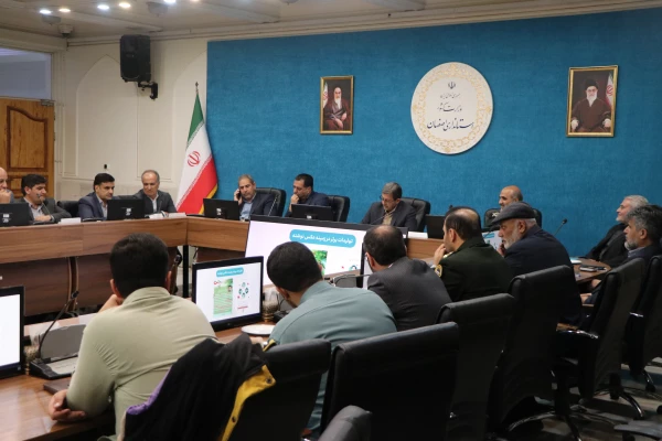 برگزاری جلسه هیئت امنای دانشگاه فرهنگیان استان اصفهان با محوریت اجلاسیه شهدای دانشجومعلم و بررسی طرح های تحولی دانشگاه
 12